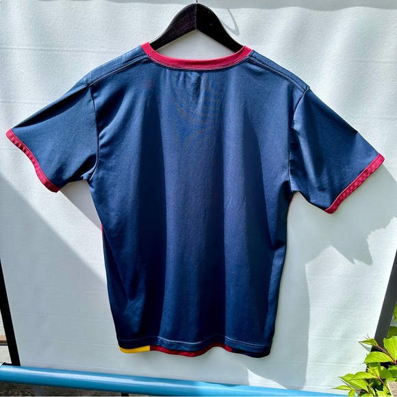 FC Barcelona Short Sleeve Tee Size M 100% Polyester - Picture 2 of 7